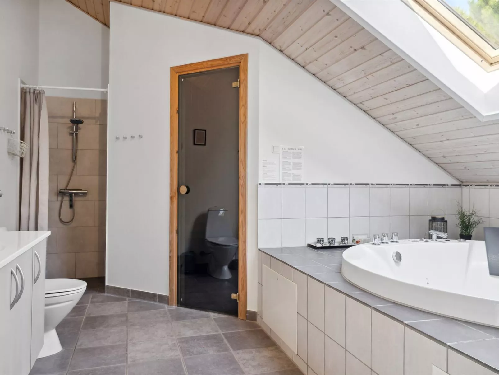 "Bolli" - 1.1km from the sea-Binnen