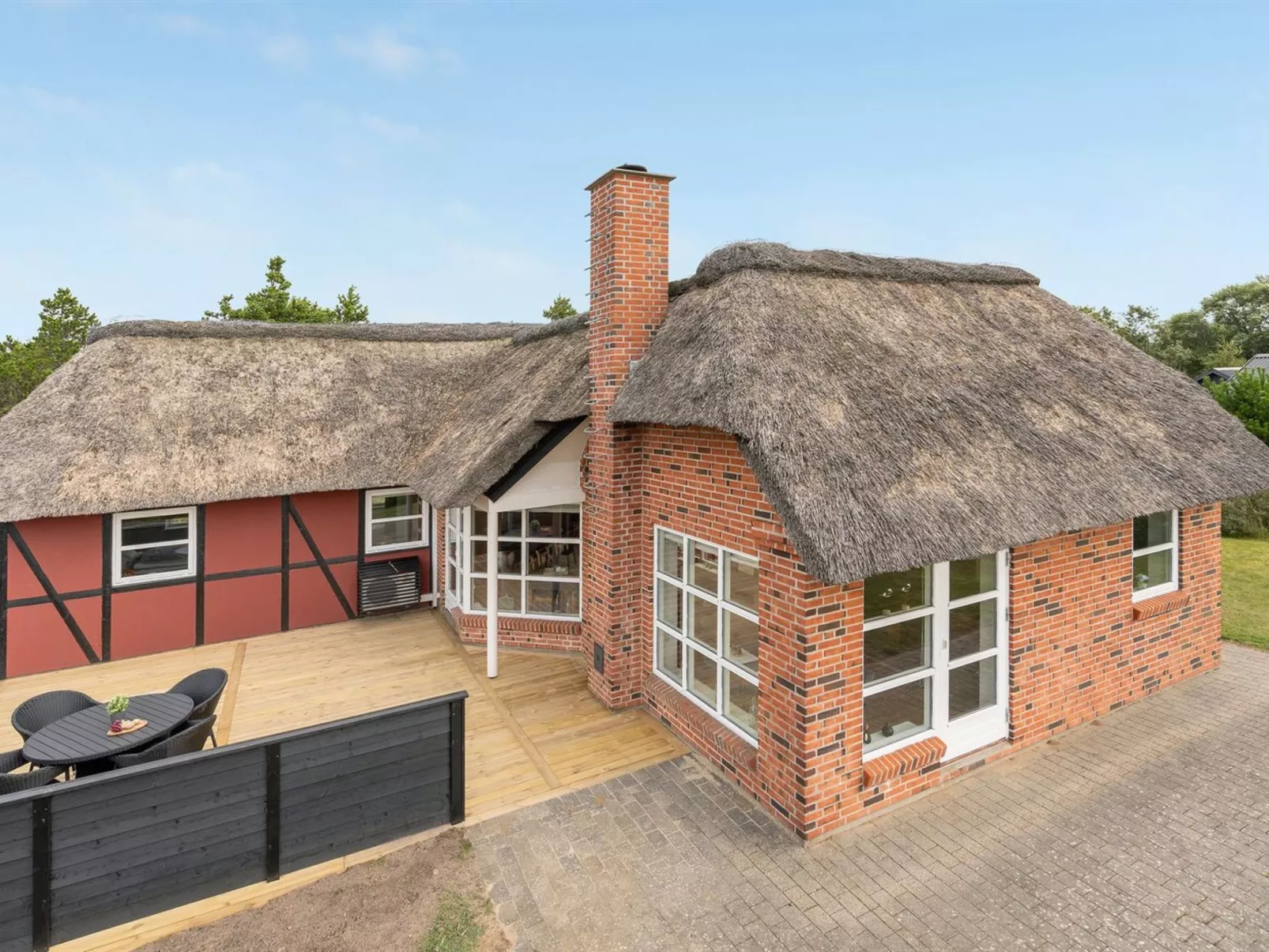 "Dietmar" - 2.8km from the sea-Buiten