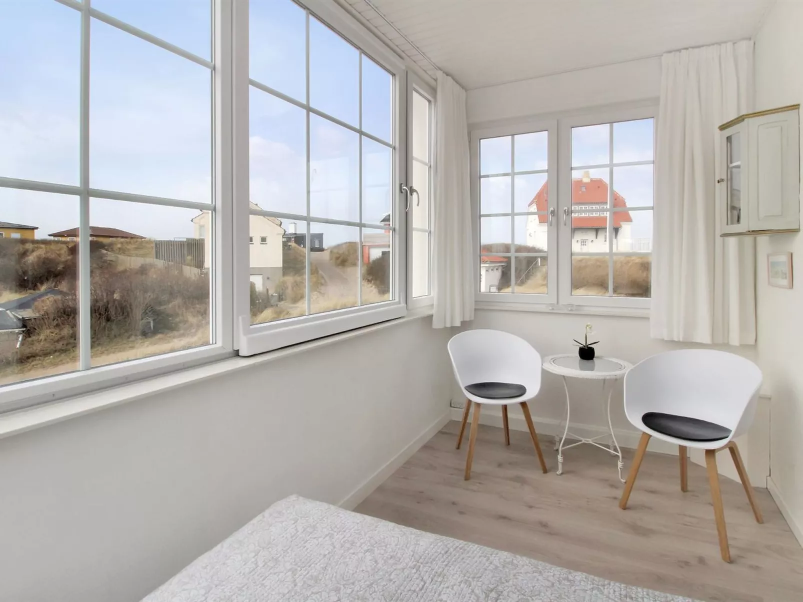 "Lenaya" - 75m from the sea-Binnen