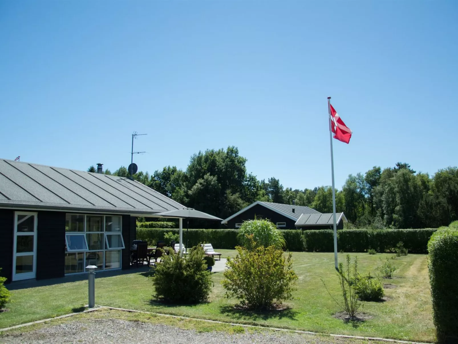 "Bertram" - 1.9km from the sea-Buiten