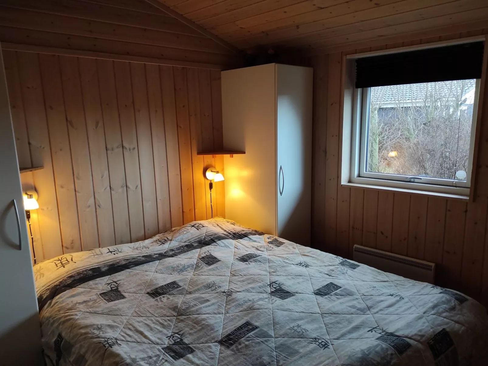 "Augusta" - 700m from the sea-Binnen