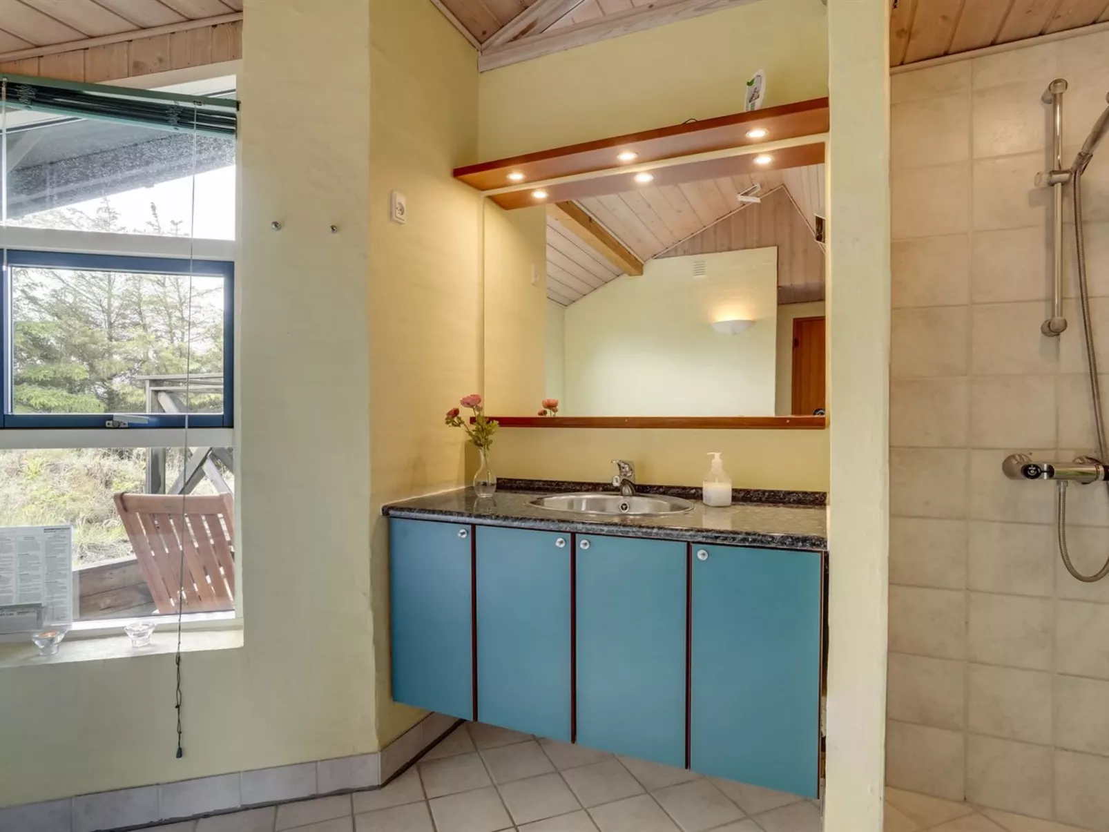 "Bodulf" - 600m from the sea-Binnen