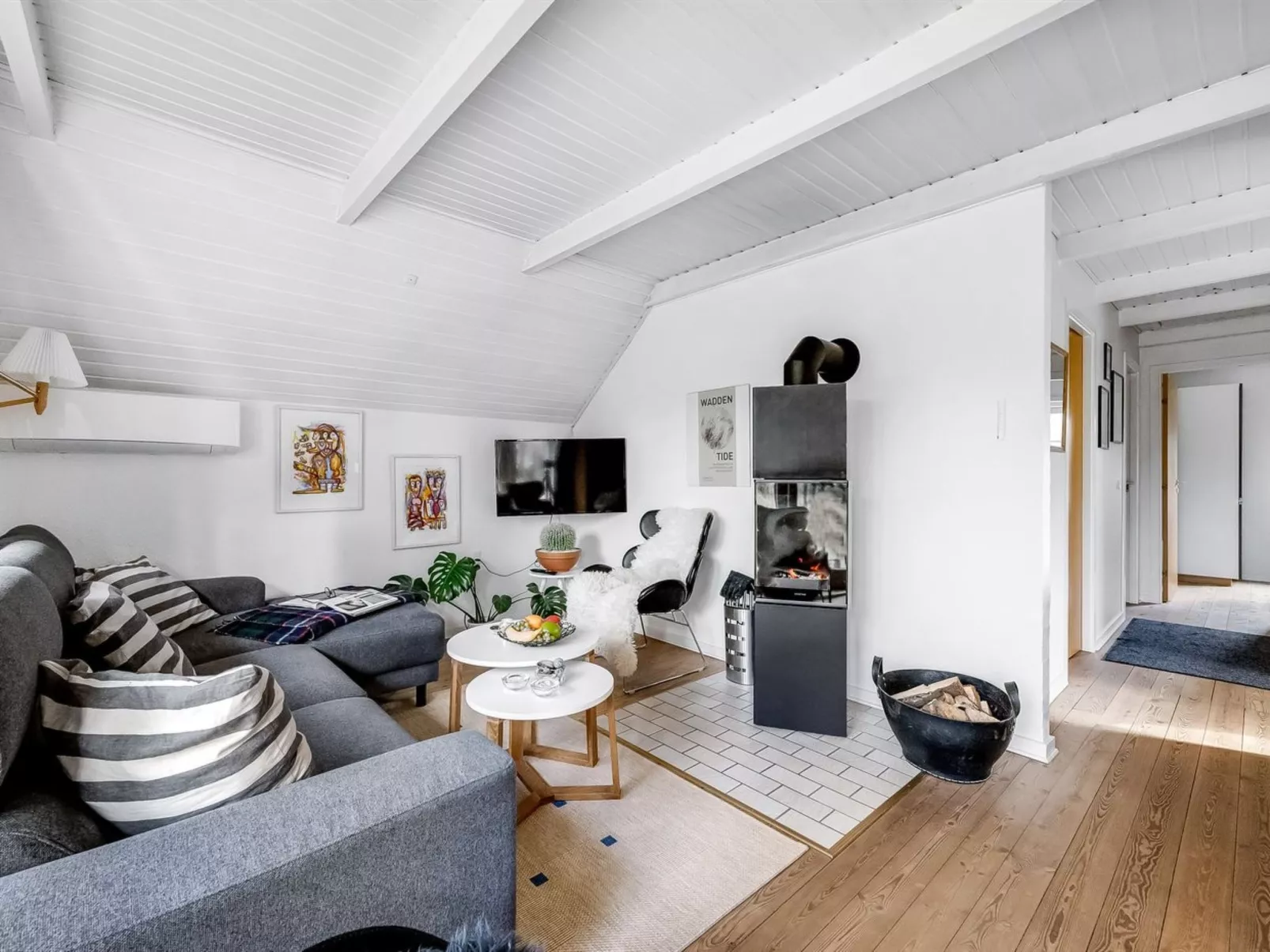 "Annetin" - 850m from the sea-Binnen