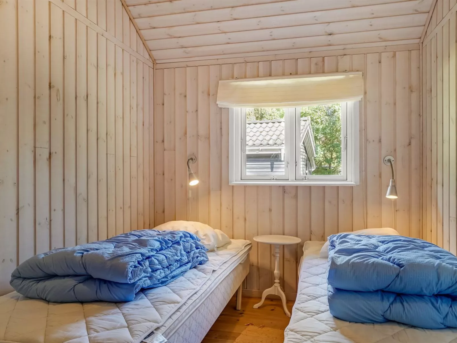 "Fiallar" - 7.5km from the sea-Binnen