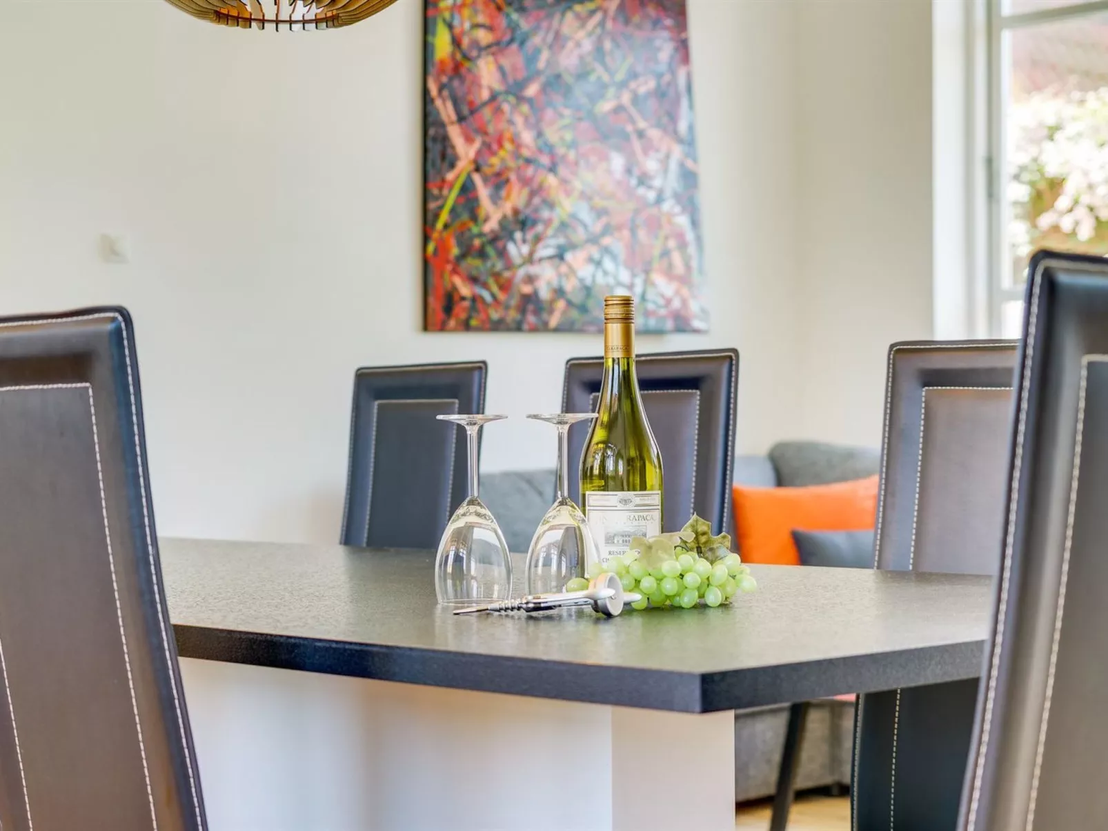 "Elnara" - 900m from the sea-Binnen