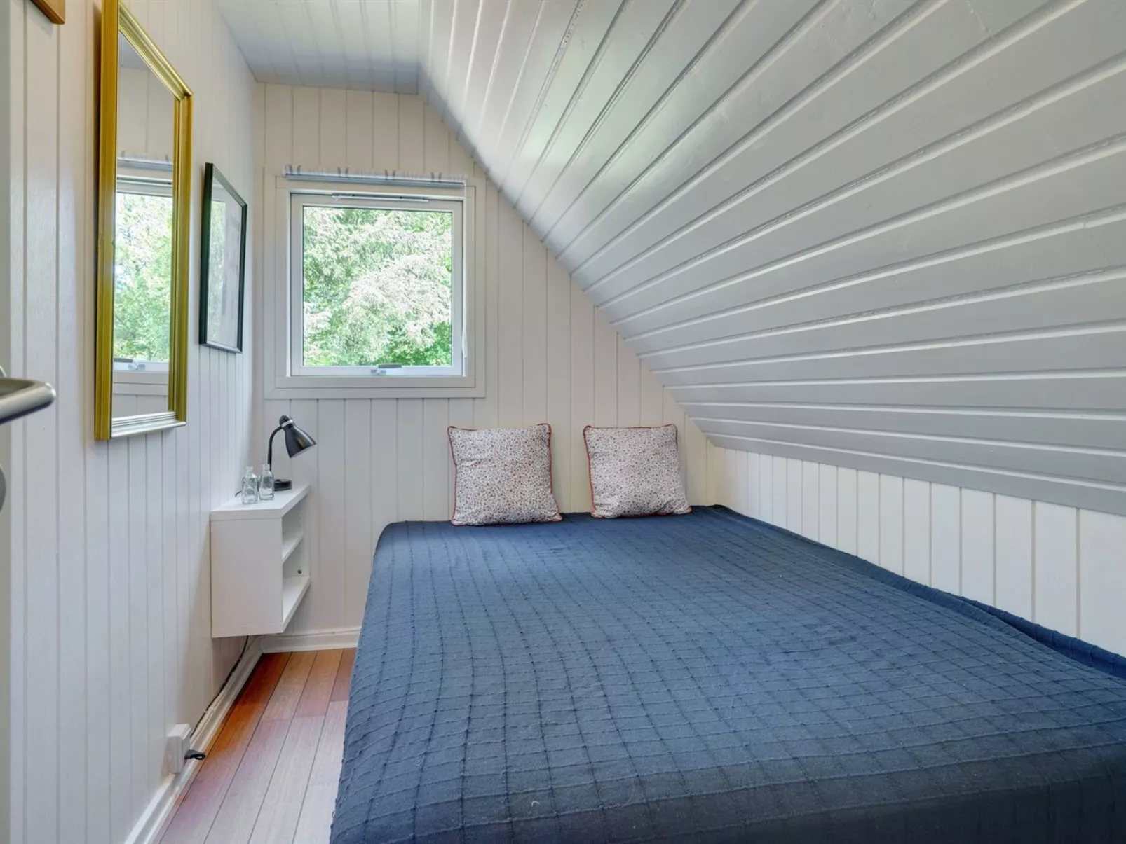 "Elina" - 500m from the sea-Binnen