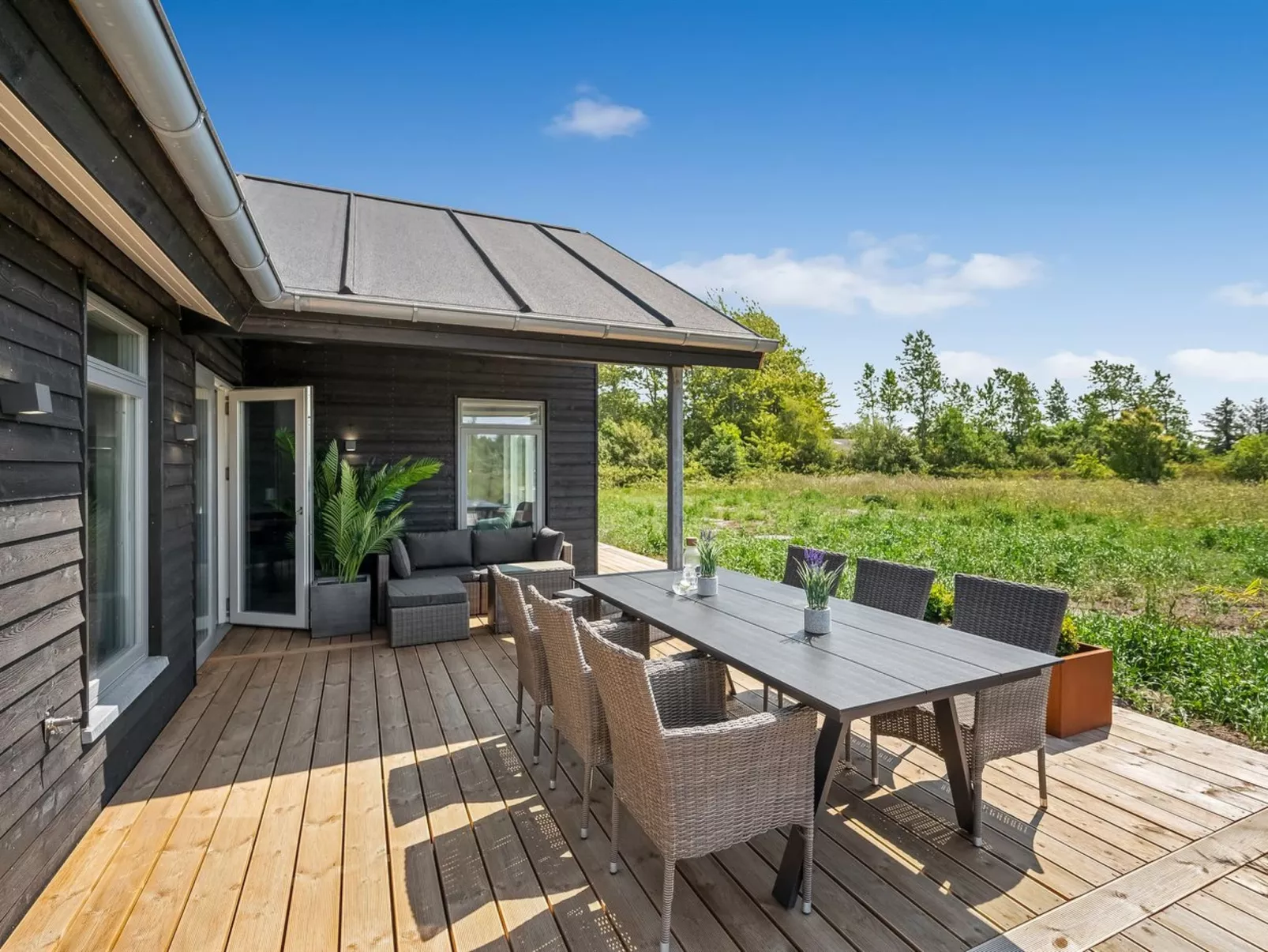 "Måns" - 500m to the fjord-Buiten