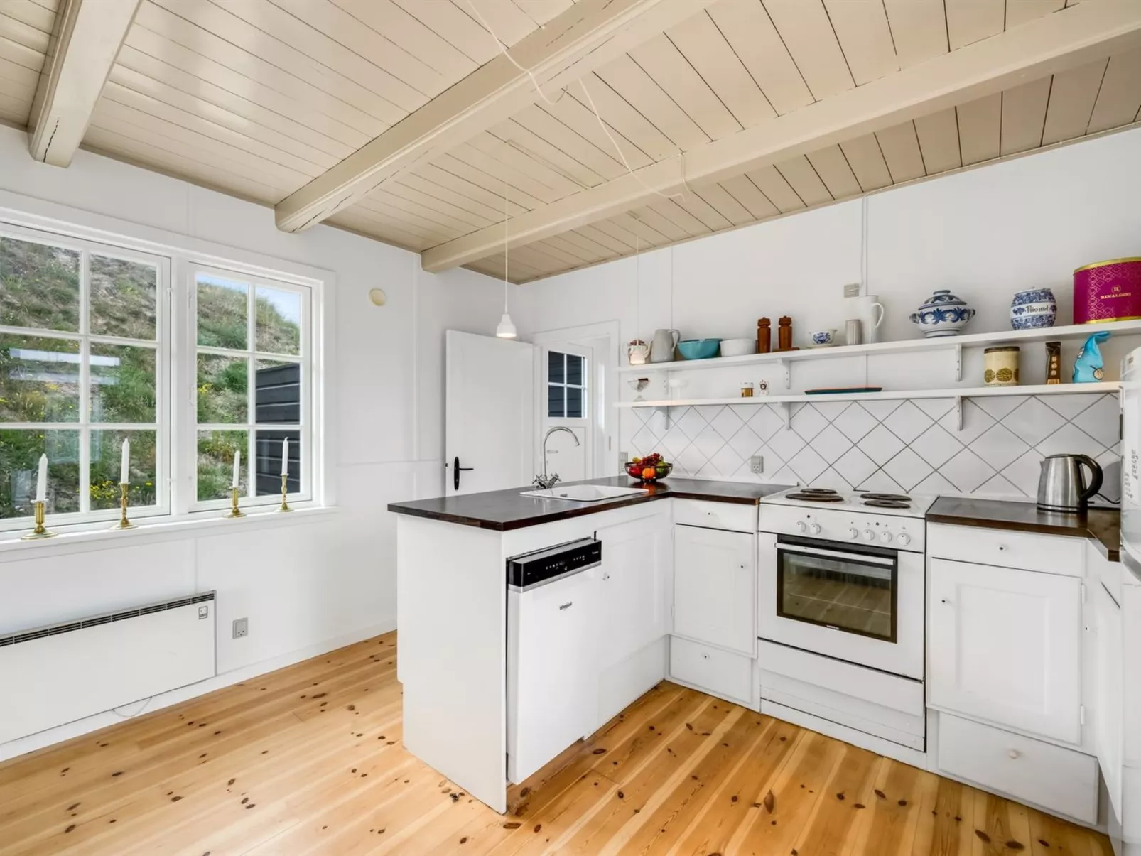 "Jamie" - 200m from the sea-Binnen