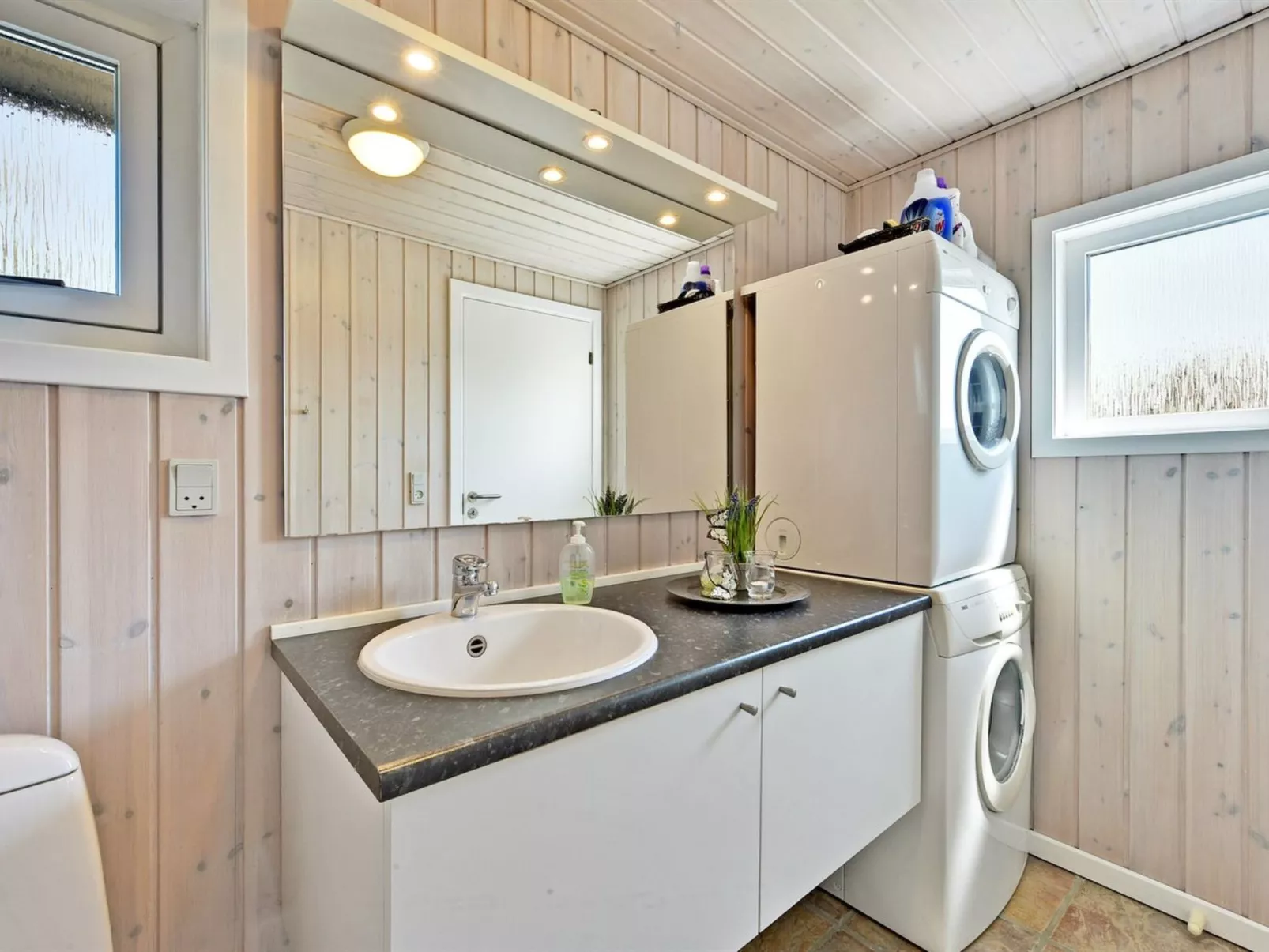 "Chrisse" - 550m from the sea-Binnen