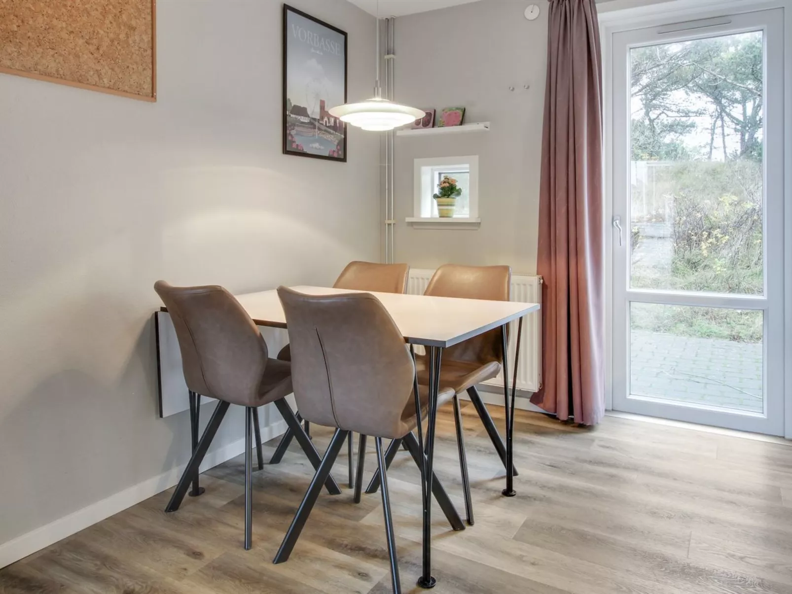 "Anouk" - 1.7km from the sea-Binnen