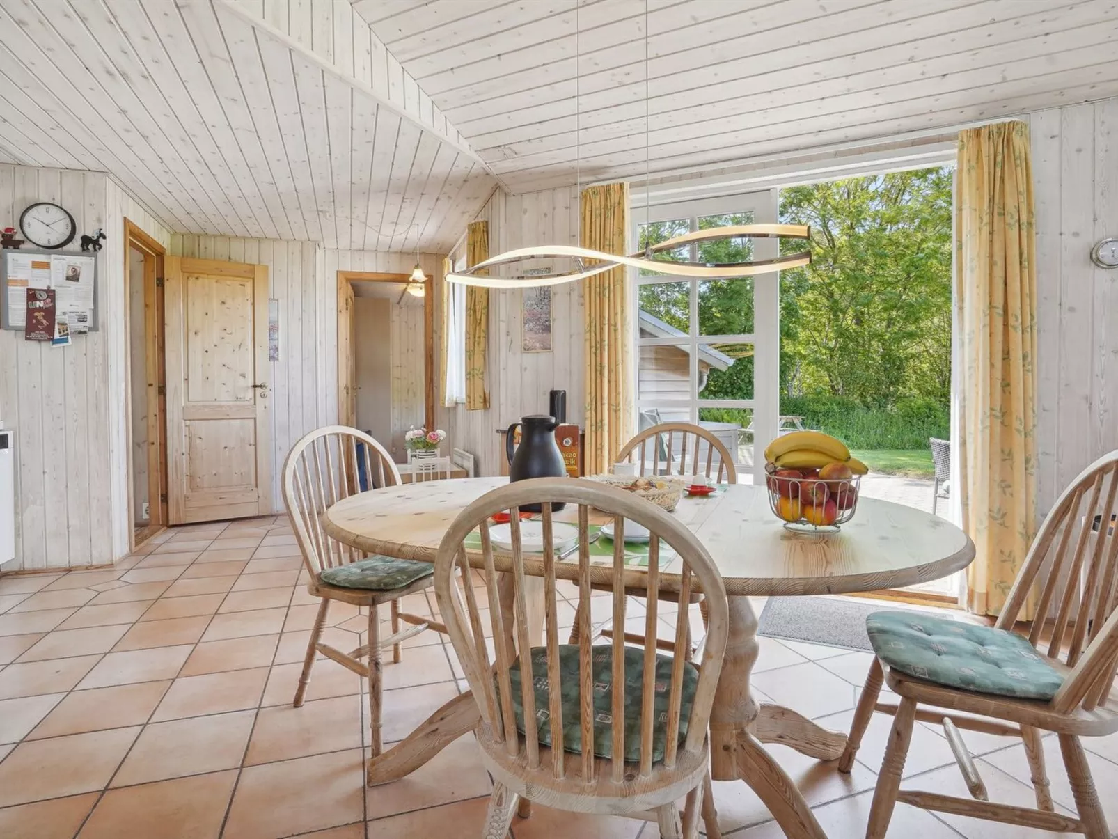 "Alma" - 400m from the sea-Binnen