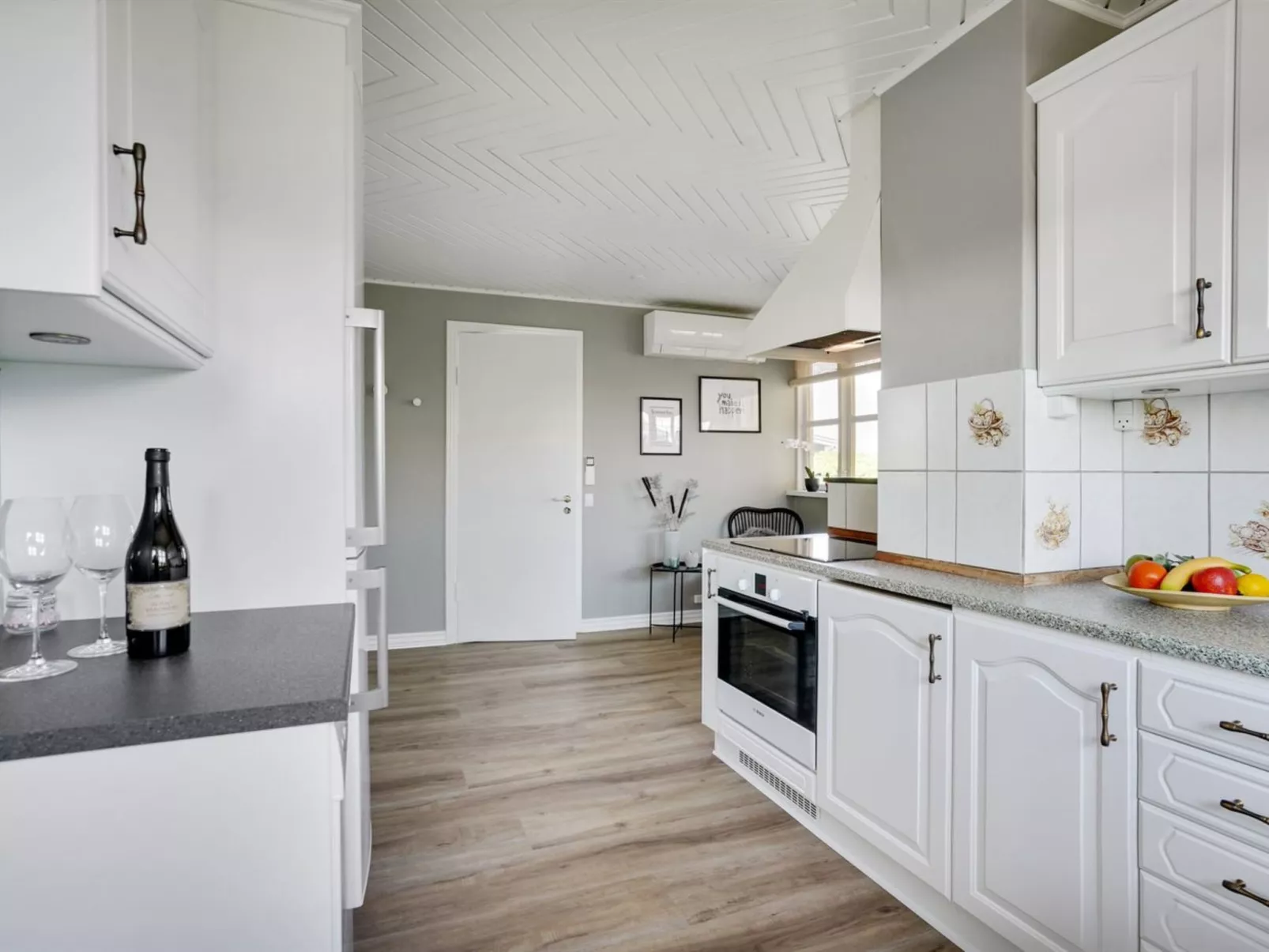 "Hwitserk" - 5m from the sea-Binnen