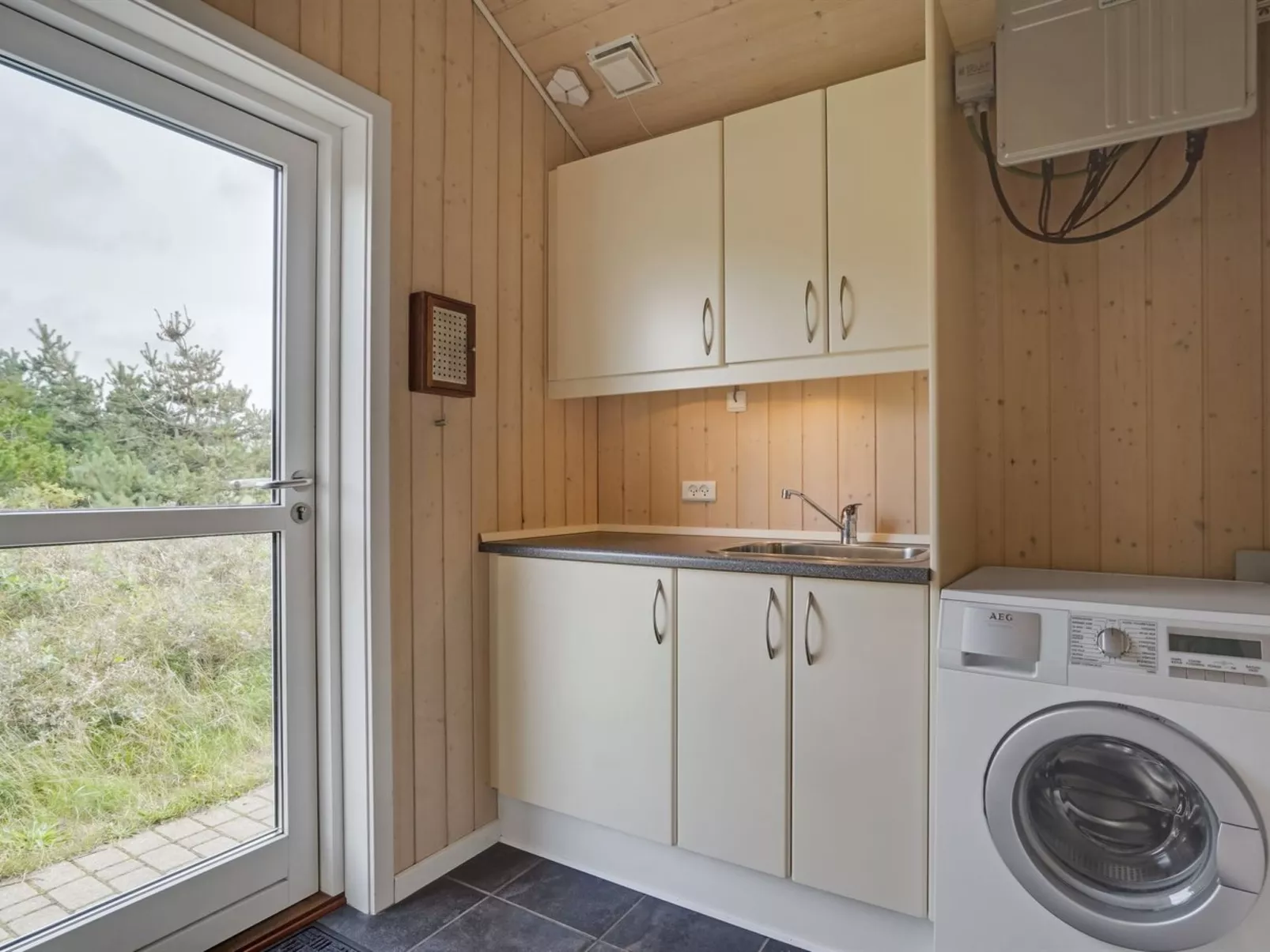 "Illona" -  from the sea-Binnen