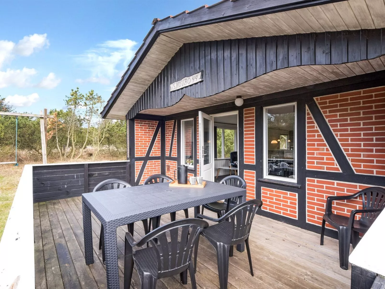 "Alena" - 1km from the sea-Buiten