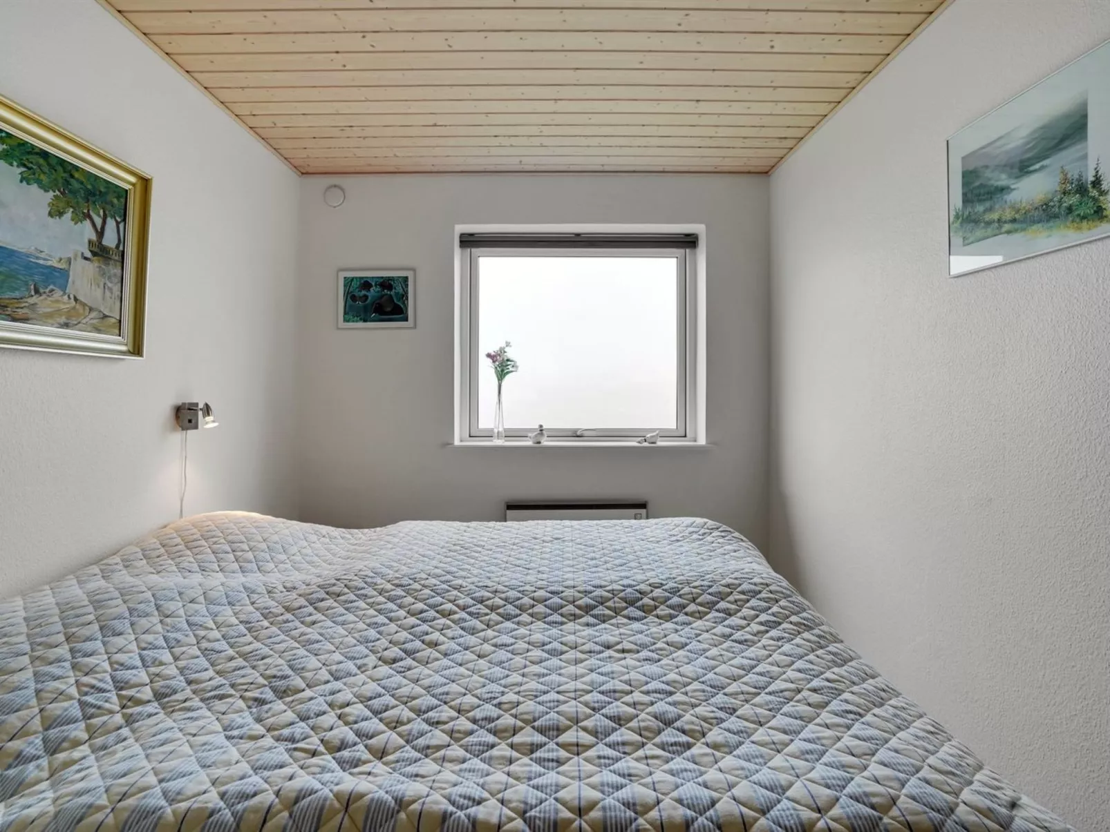 "Ambrosius" - 75m from the sea-Binnen