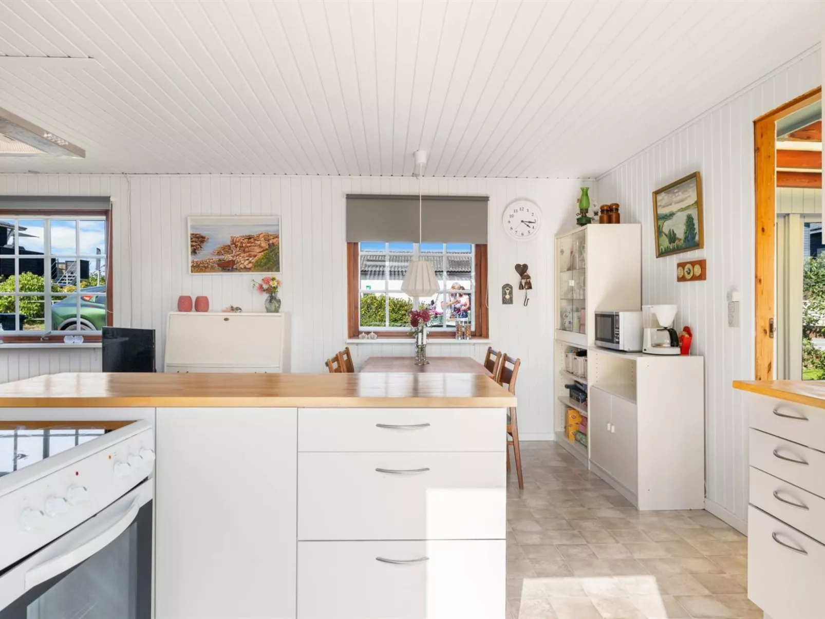 "Neea" - 40m from the sea-Binnen