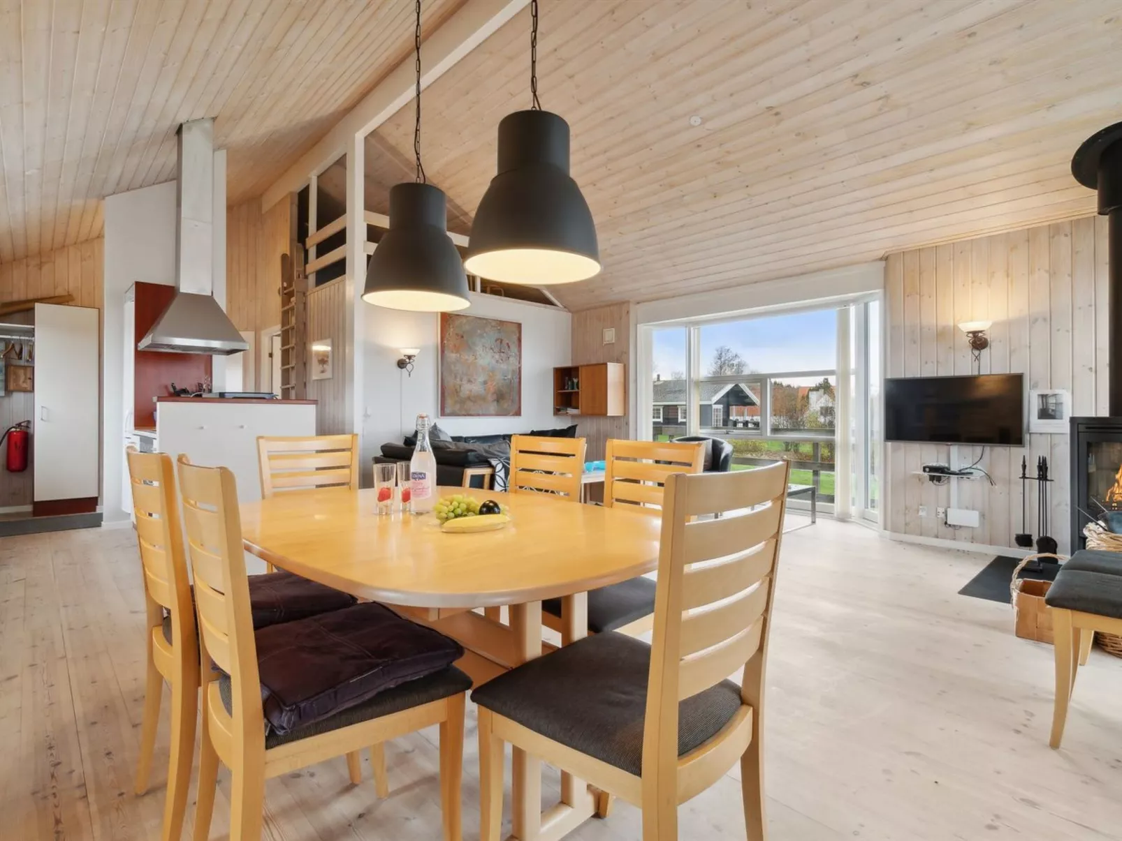 "Paaske" - 350m from the sea-Binnen