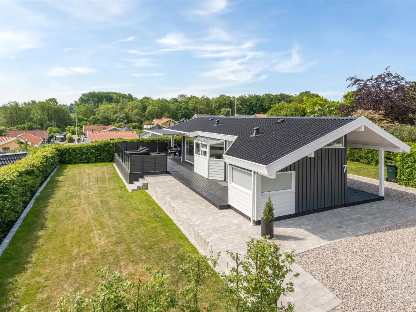 "Aasta" - 250m from the sea-Buiten