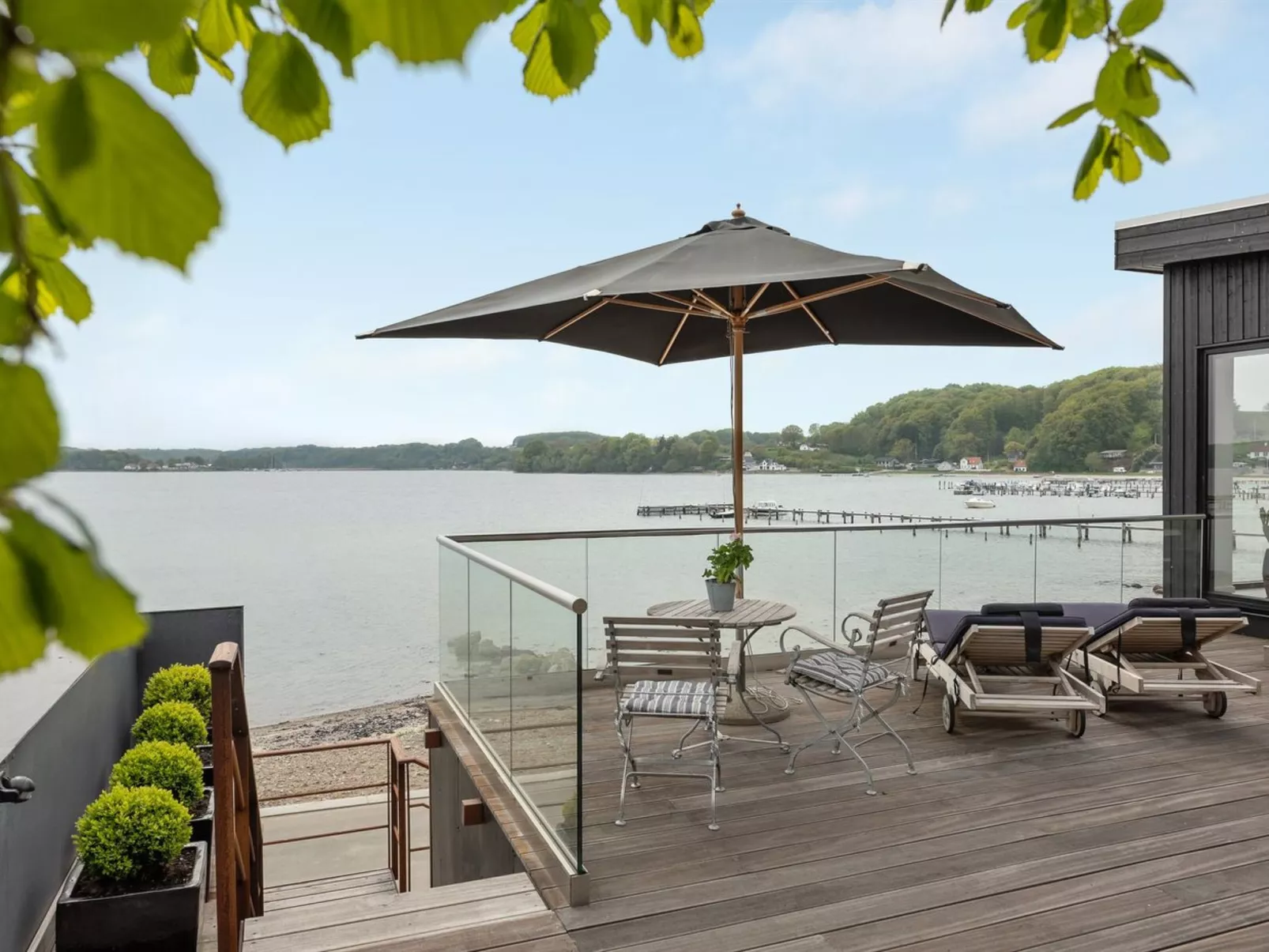 "Florinda" - 10m from the sea-Buiten