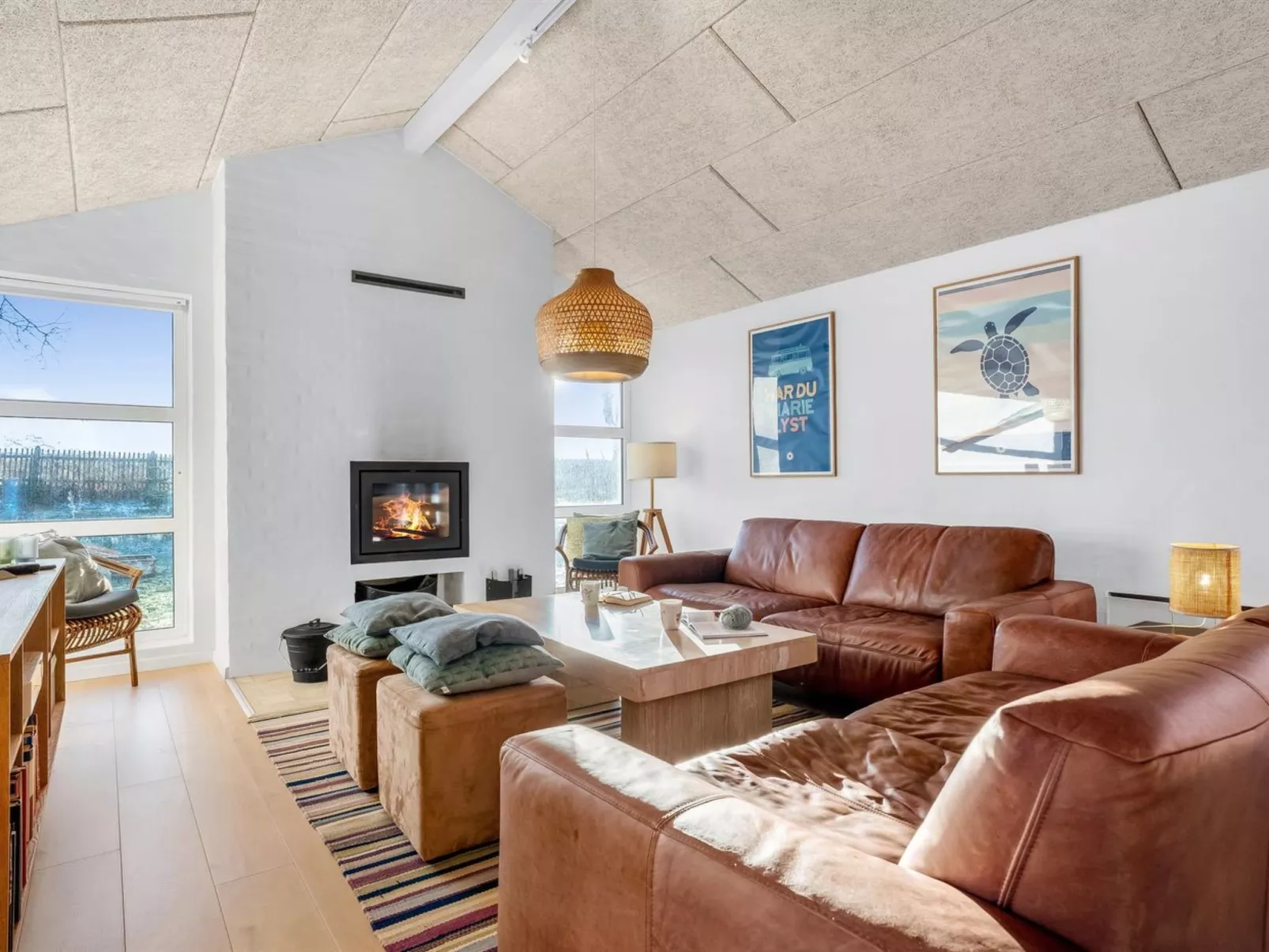 "Marjukka" - 10m from the sea-Binnen