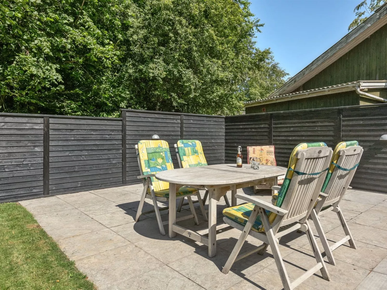 "Eriksine" - 150m from the sea-Buiten