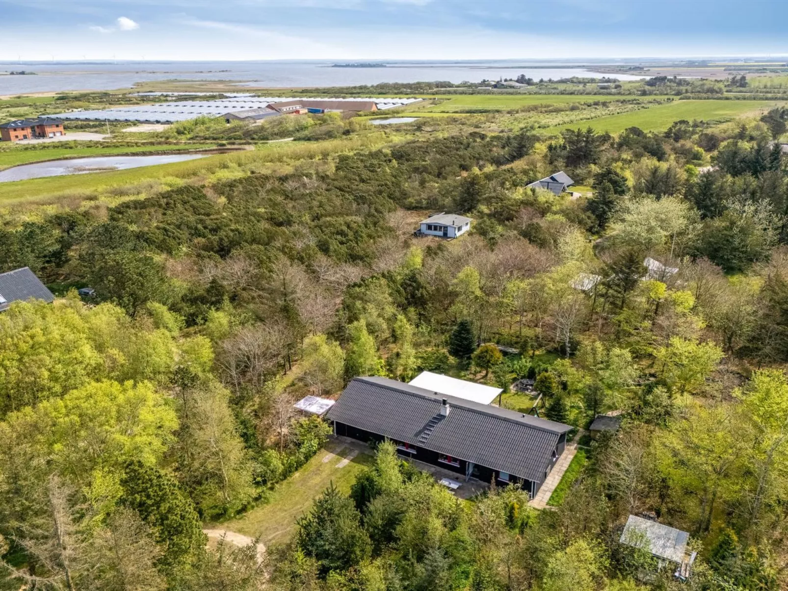 "Marillia" - 2km from the sea-Buiten