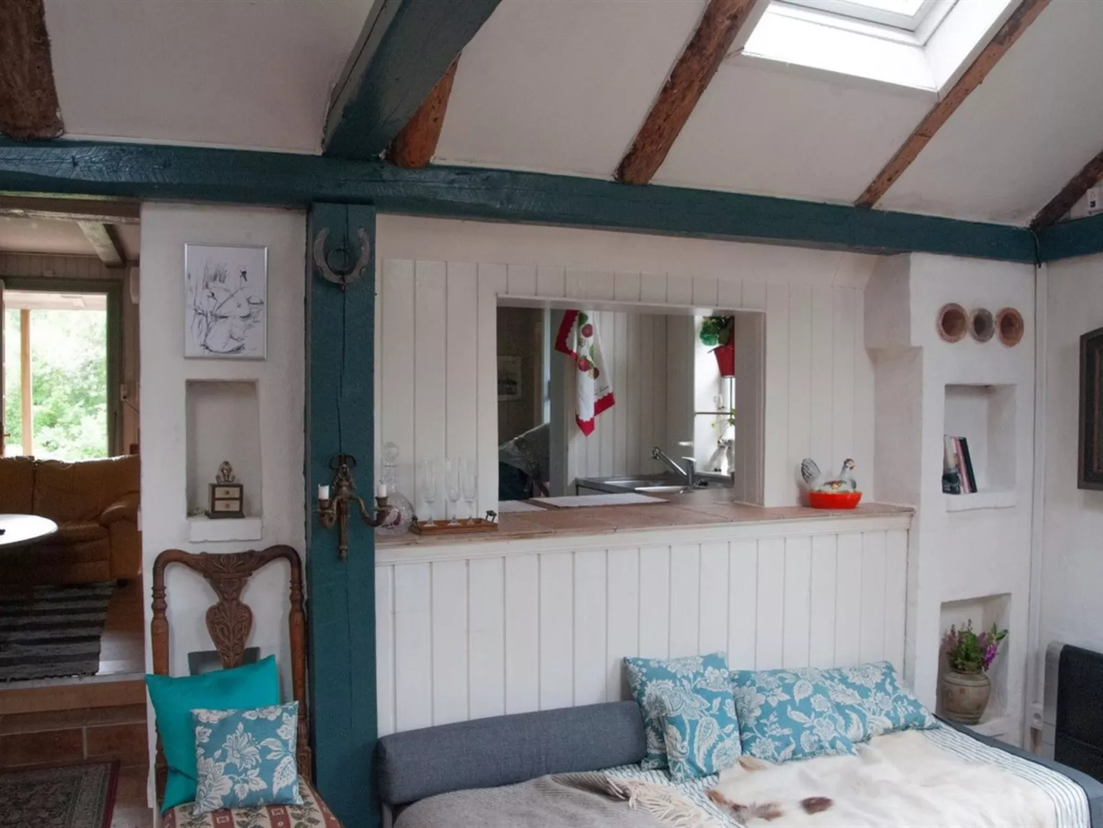 "Laurine" - 2.7km from the sea-Binnen