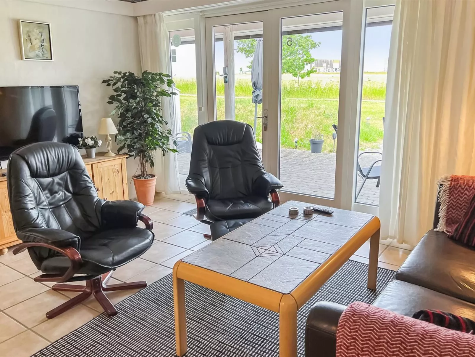 "Erica" - 6km from the sea-Binnen