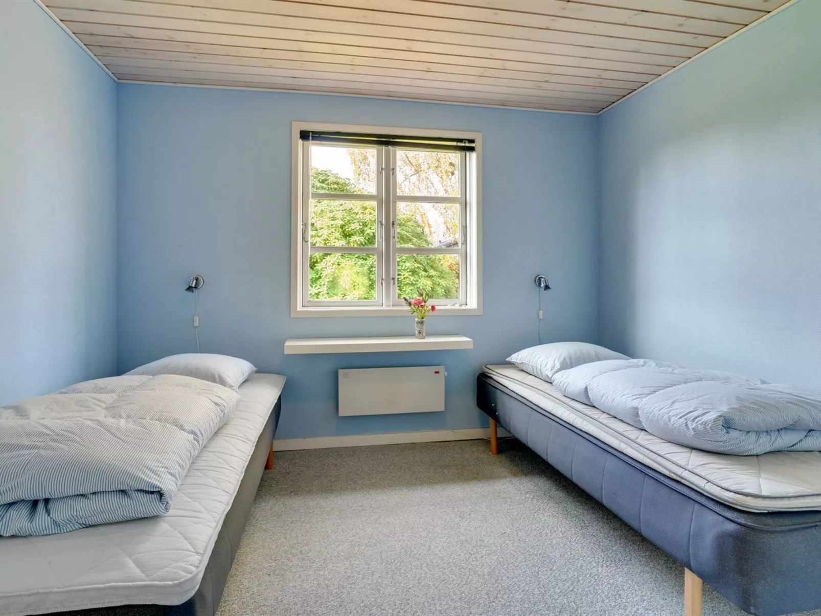 "Swaver" - 300m to the fjord-Binnen