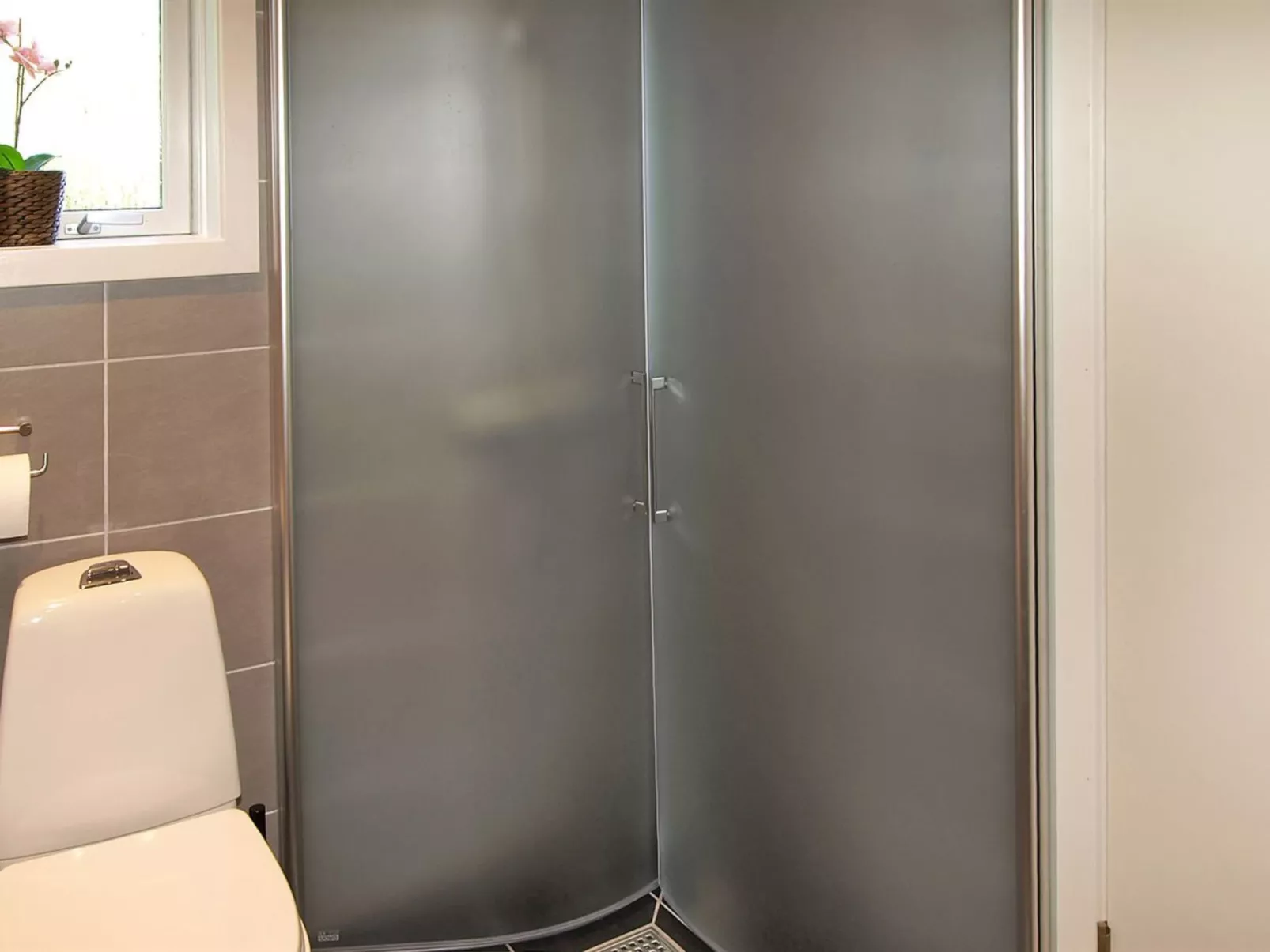 "Jolanda" - 800m from the sea-Binnen