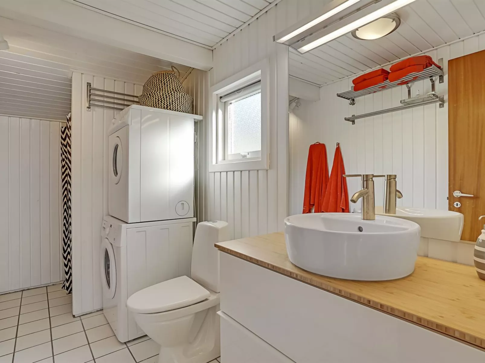 "Druscilla" - 650m from the sea-Binnen