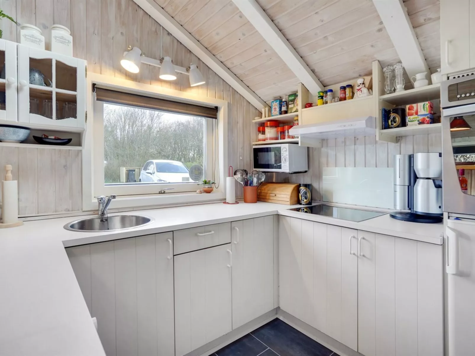 "Gunde" - 300m to the fjord-Binnen