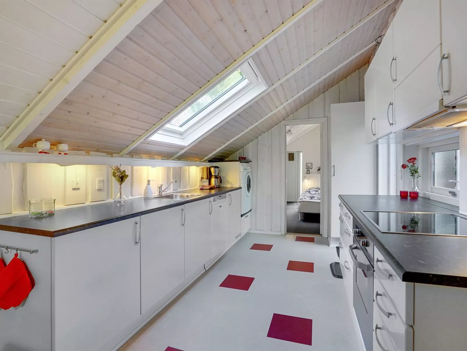 "Jaakoppi" - 25km from the sea-Binnen