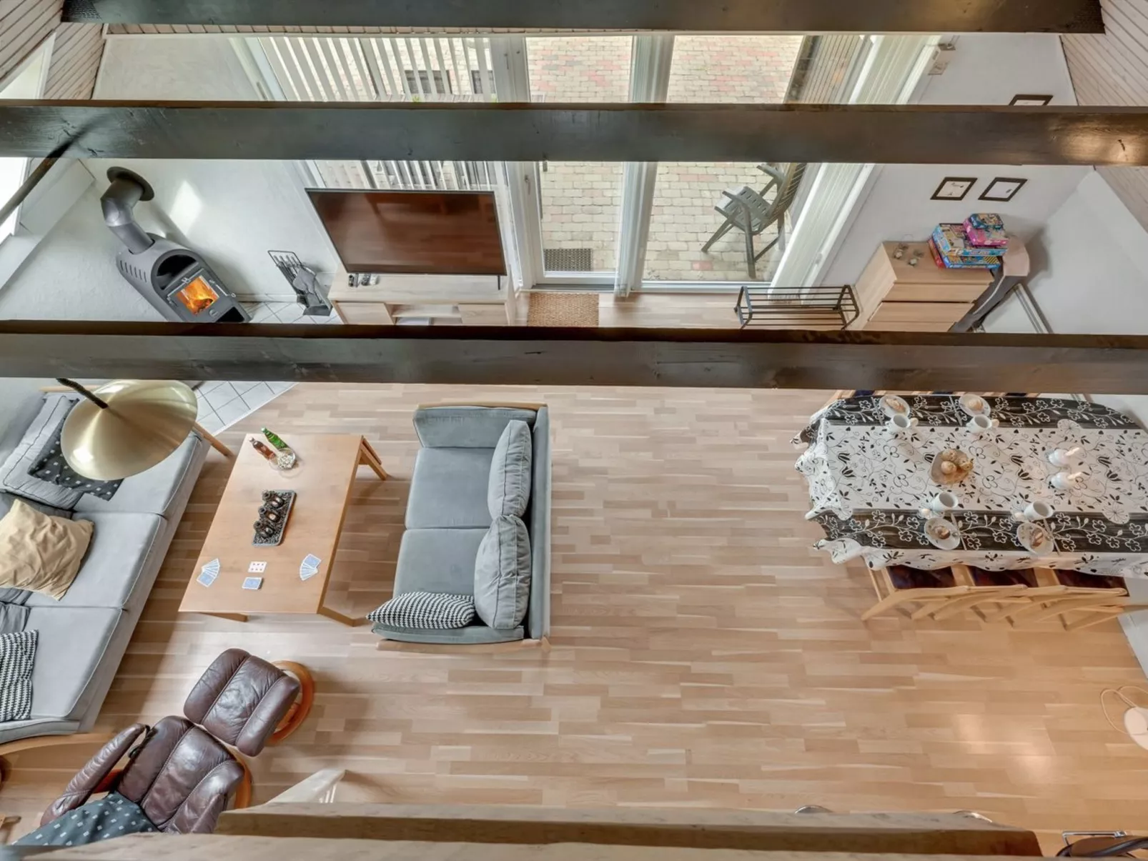 "Earline" - 900m to the fjord-Binnen