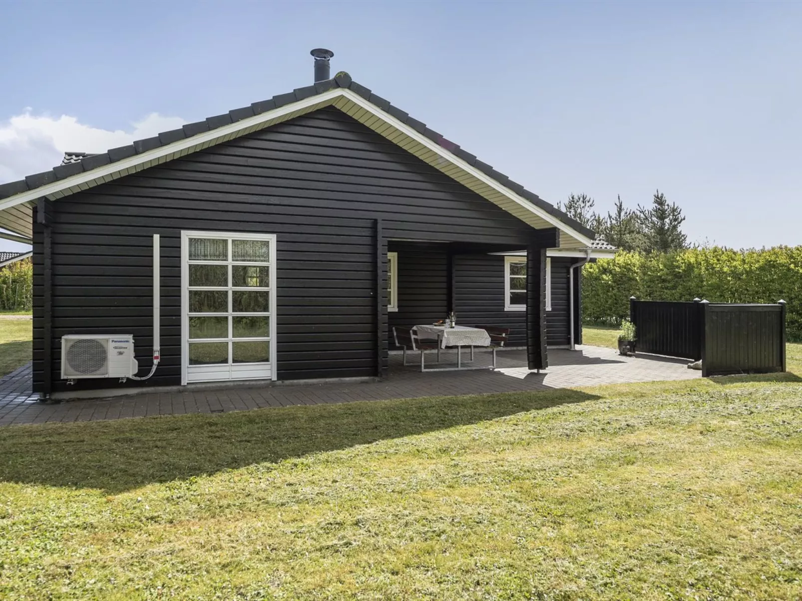 "Fenja" - 500m to the fjord-Buiten