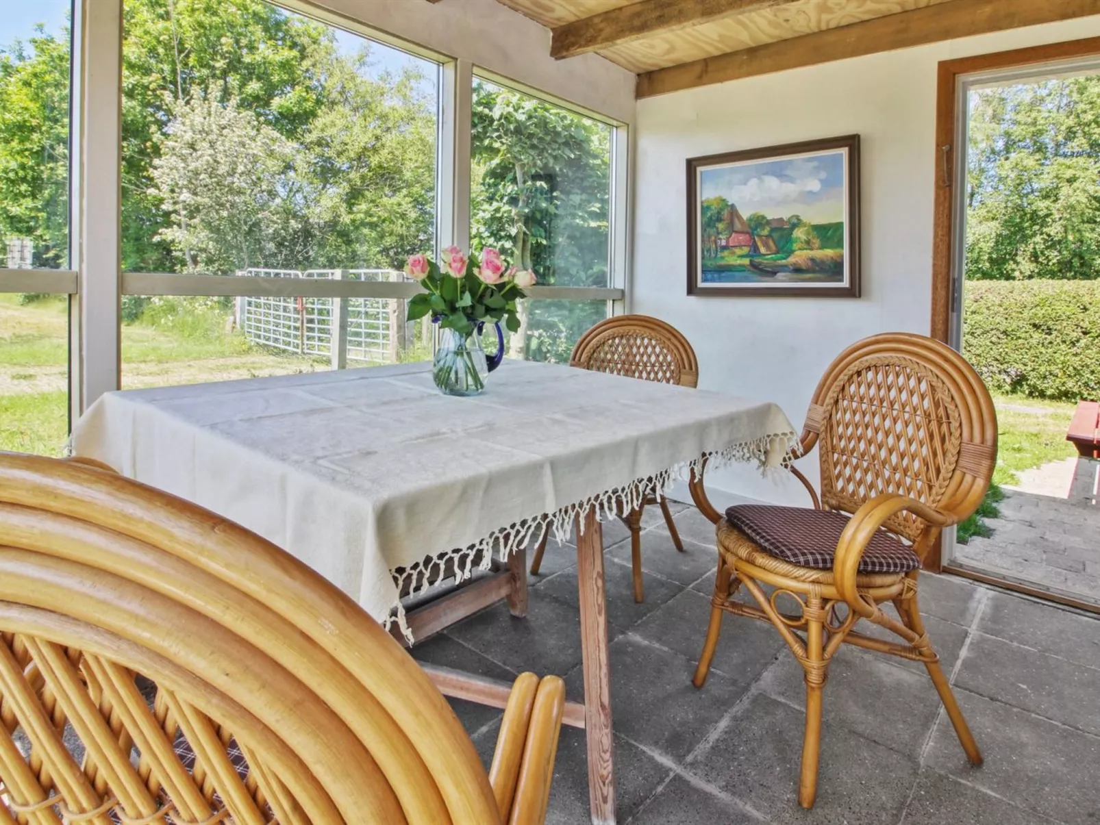 "Saarah" - 25km from the sea-Binnen