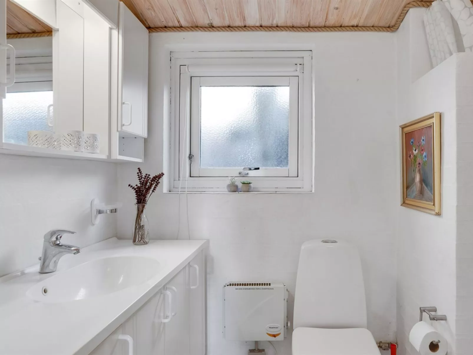 "Sharanya" - 500m from the sea-Binnen