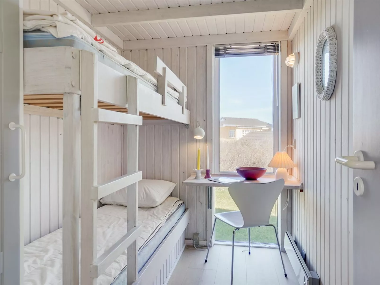 "Sigrid" - 400m from the sea-Binnen