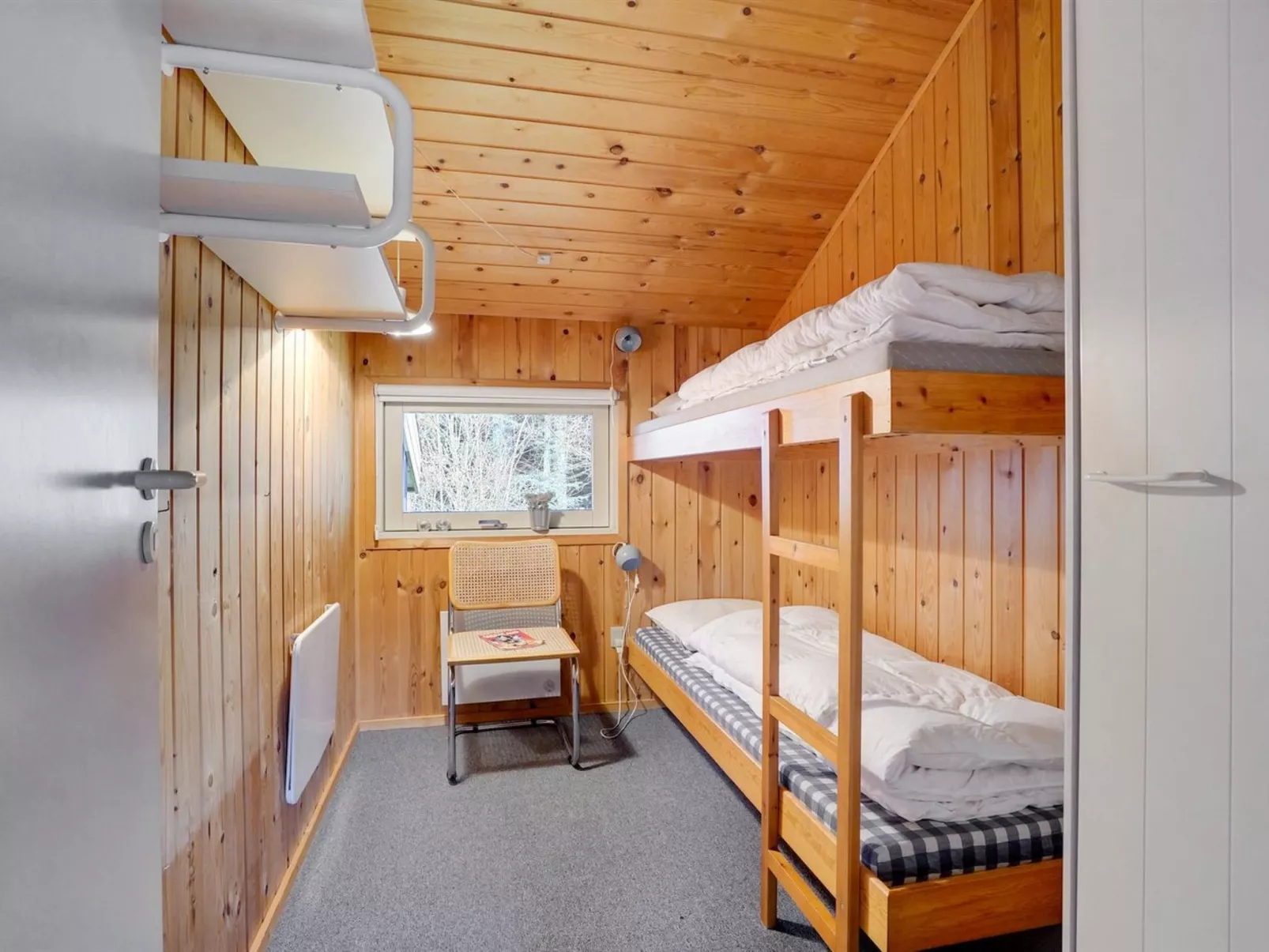 "Alwin" - 2.5km from the sea-Binnen