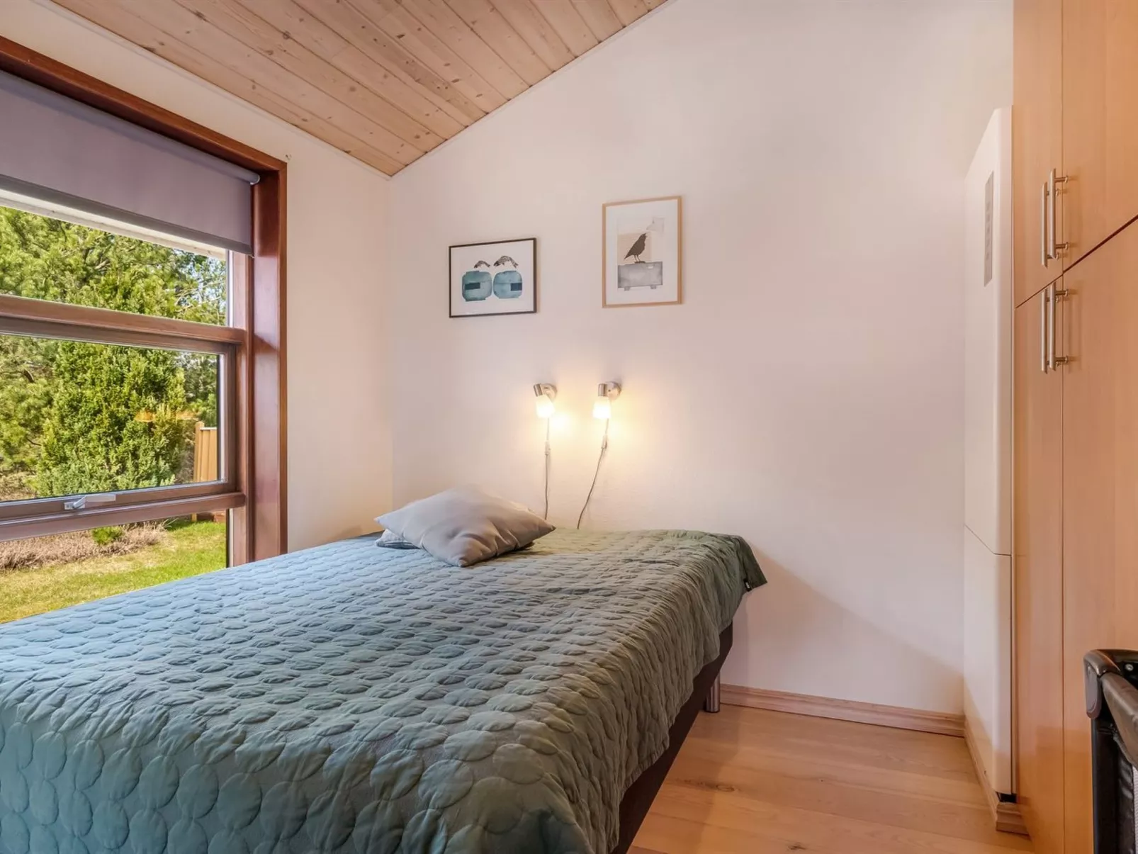 "Vetle" - 2.8km from the sea-Binnen