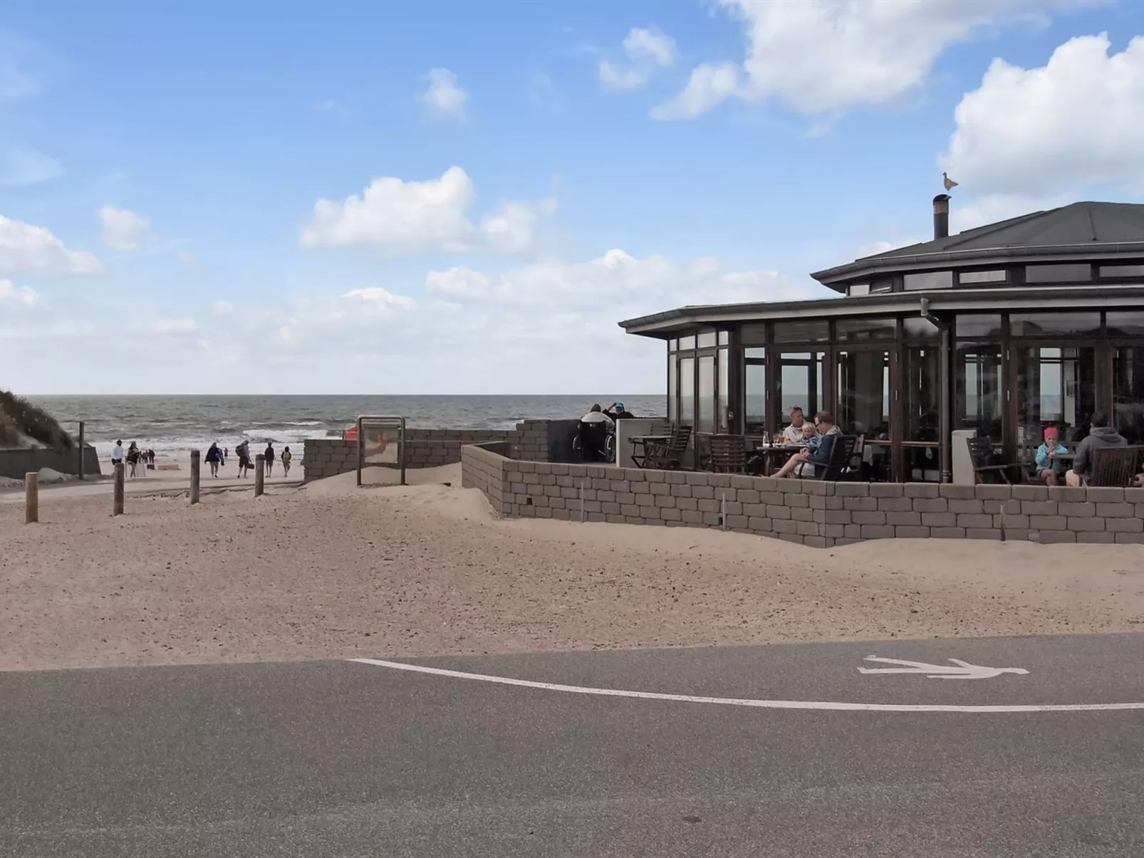 "Florense" - 2.5km from the sea-Buiten