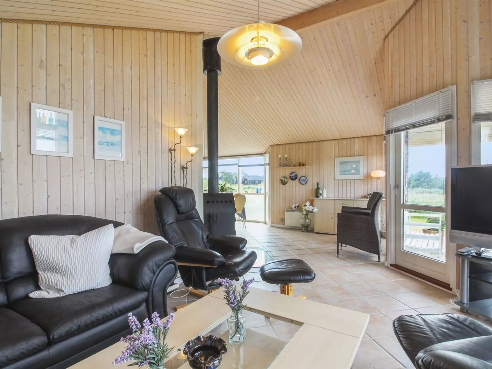 "Zuhra" - 250m from the sea-Binnen