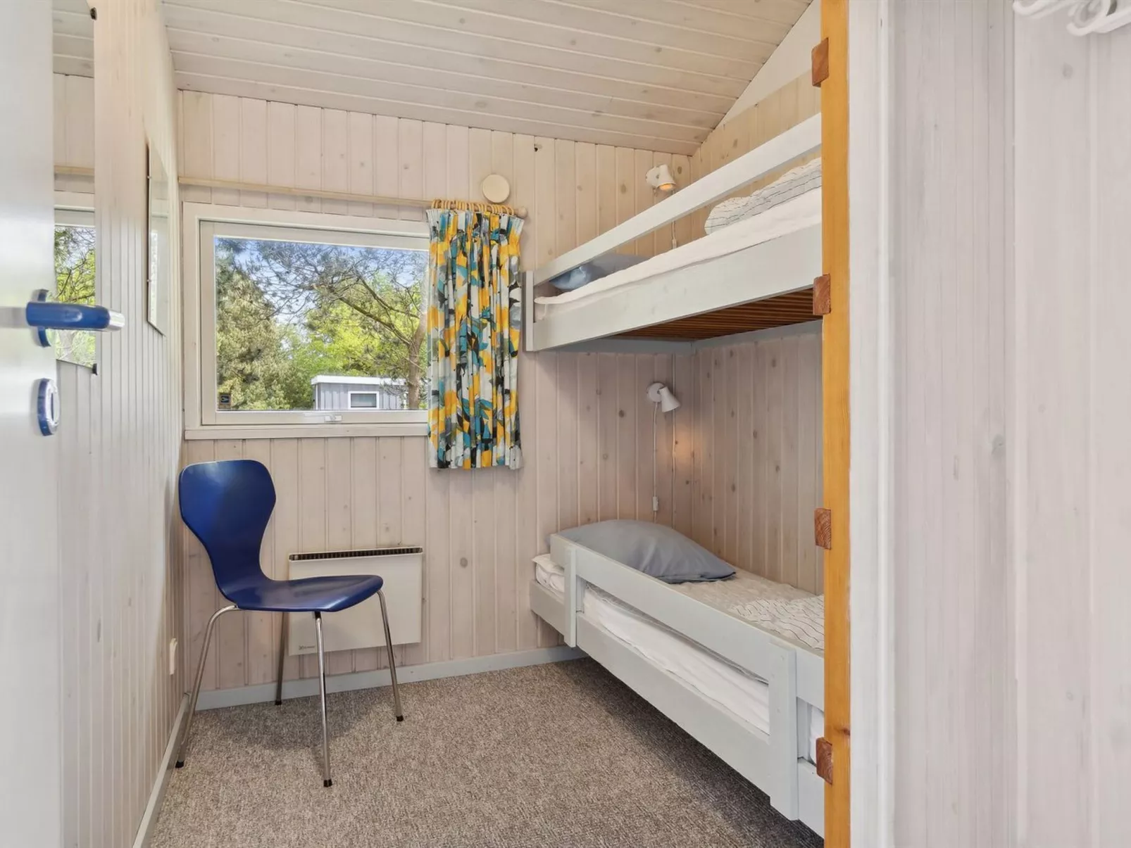 "Eini" - 500m from the sea-Binnen