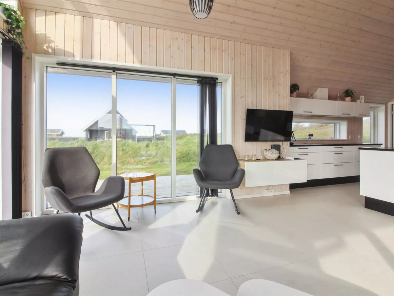 "Othinkarl" - 100m from the sea-Binnen