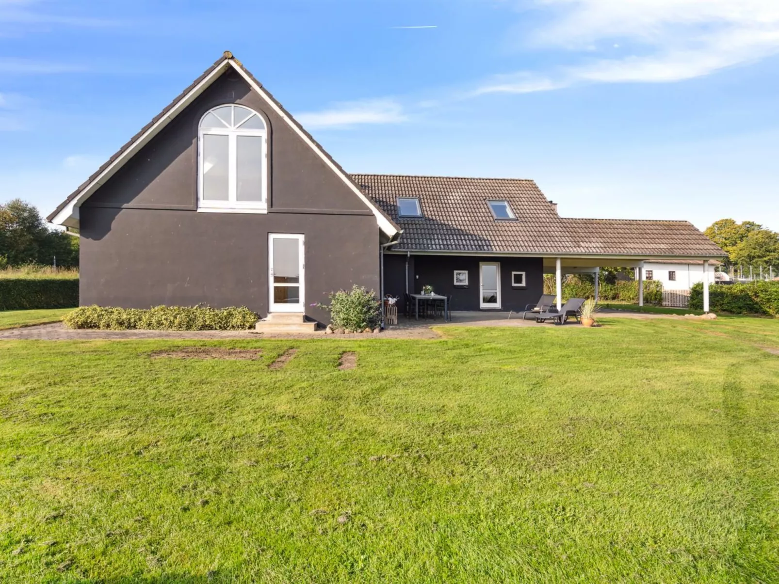 "Cajsa" - 200m from the sea-Buiten