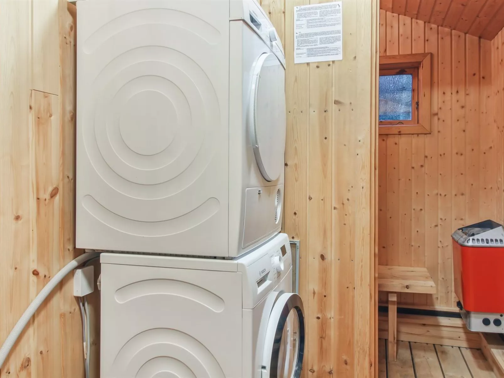 "Muriel" - 1.1km from the sea-Binnen