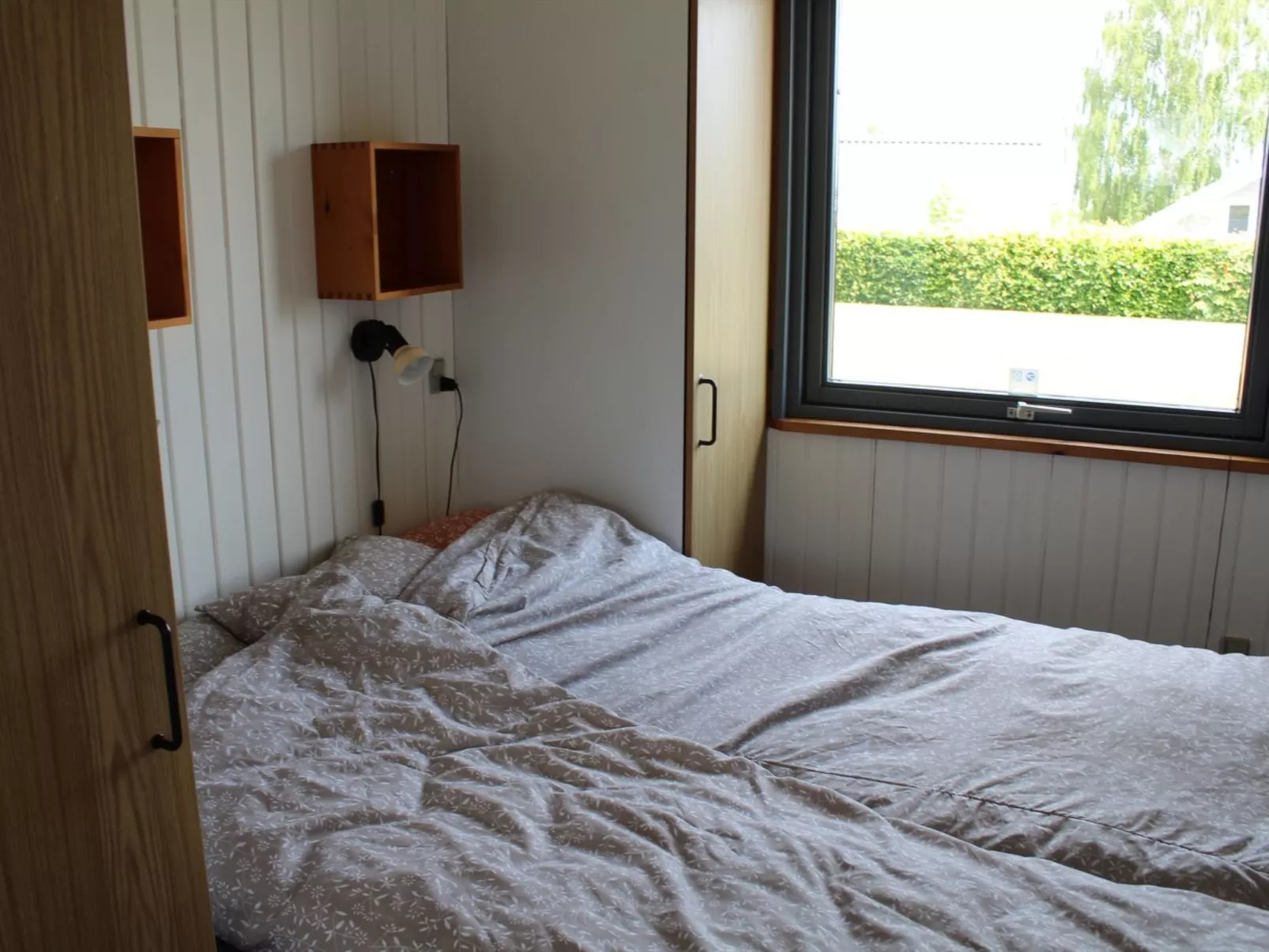 "Jannik" - 300m from the sea-Binnen