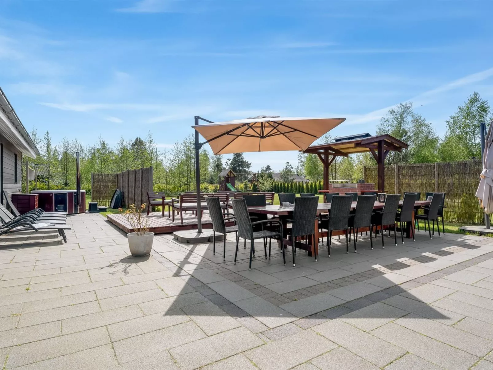 "Ronia" - 900m from the sea-Buiten