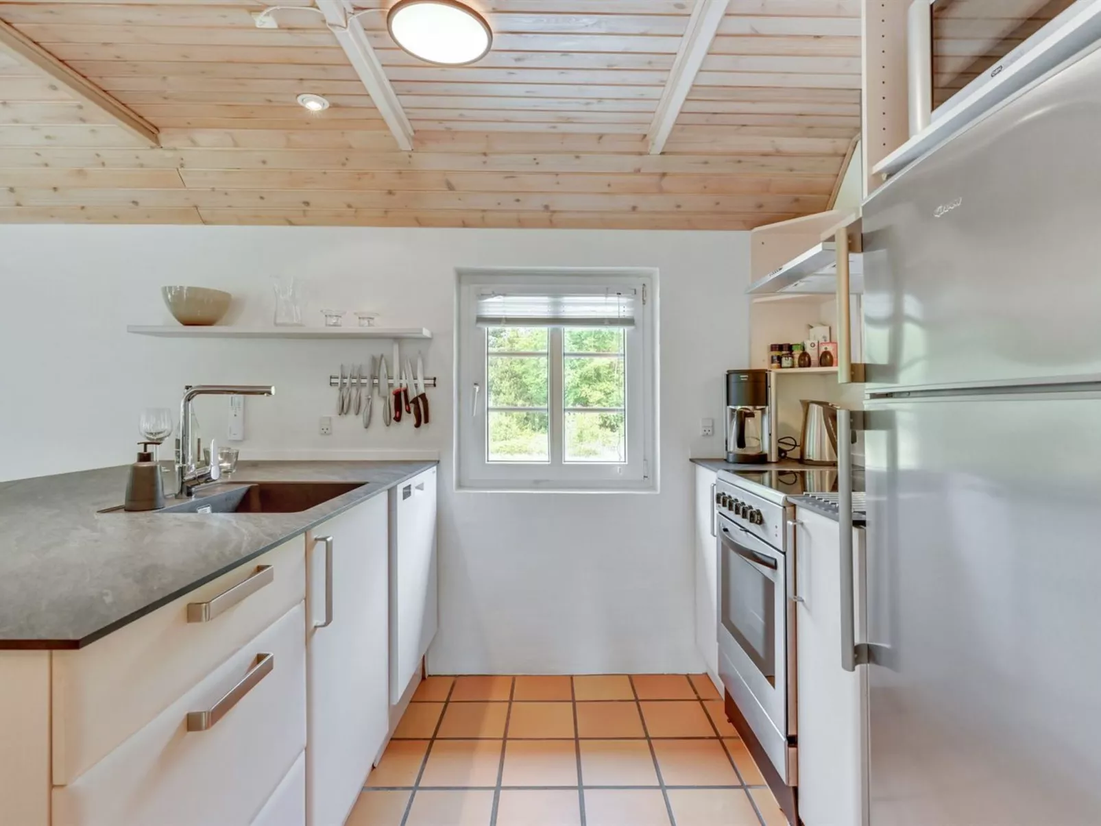 "Osmo" - 900m from the sea-Binnen