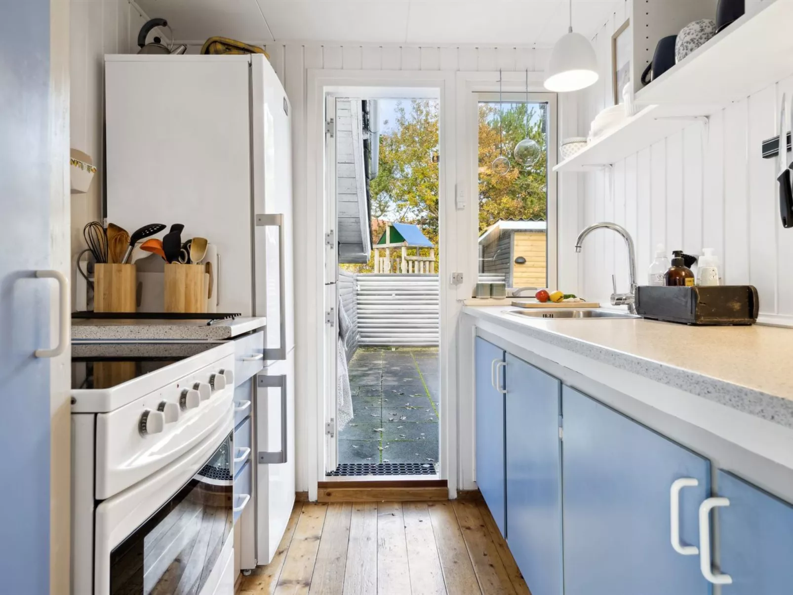 "Ristana" - 200m from the sea-Binnen